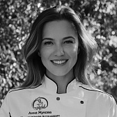 Анна Жукова